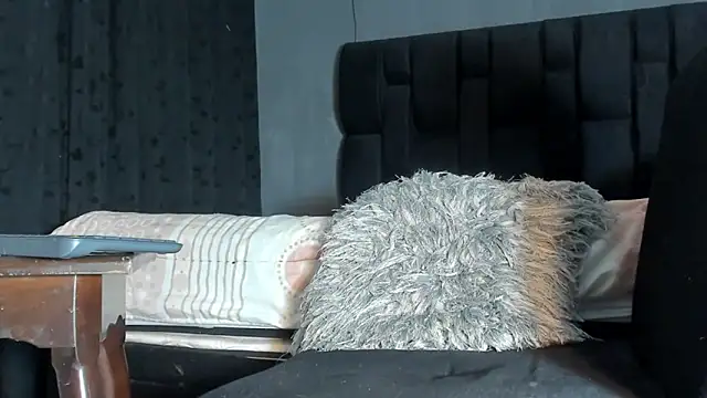 SandraGoldstein online show from 11-28-25, 01:30