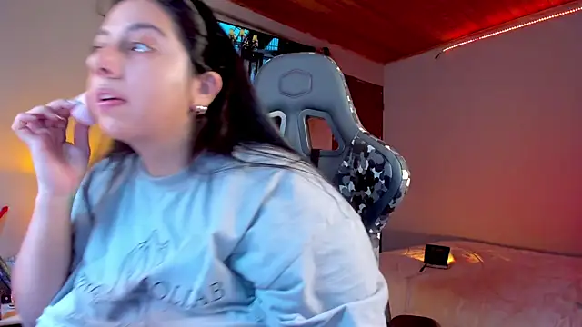 coraline latin online show from 01-20-25, 09:43