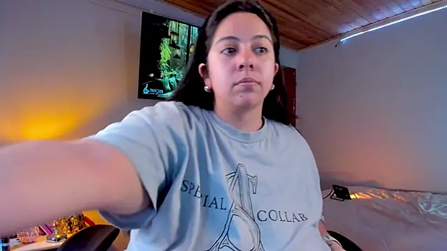 coraline latin online show from 02-03-25, 09:39