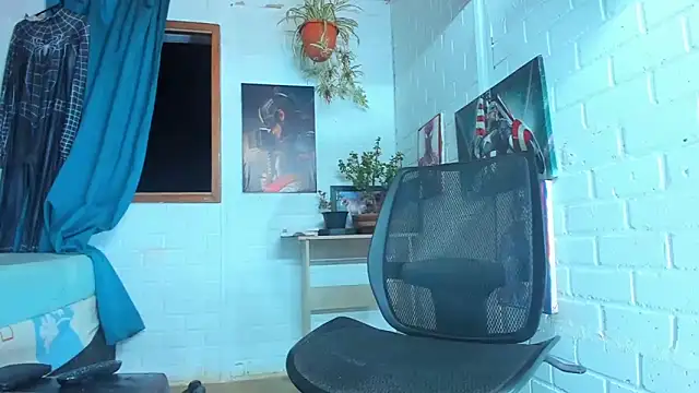 Zack Grey online show from 02-11-25, 04:33