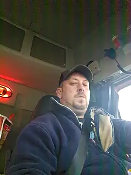 Snapshot of ktmtom247 chatting on 12-09-24, 02:28 ktmtom247 online show from 12-09-24, 02:28