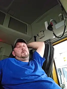 Snapshot of ktmtom247 chatting on 12-19-24, 10:02 ktmtom247 online show from 12-19-24, 10:02