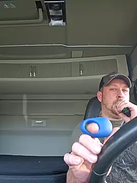 Snapshot of ktmtom247 chatting on 03-04-25, 07:30 ktmtom247 online show from 03-04-25, 07:30