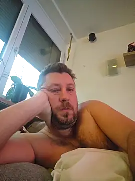 Snapshot of ktmtom247 chatting on 12-21-25, 06:53 ktmtom247 online show from 12-21-25, 06:53