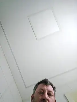 Snapshot of ktmtom247 chatting on 01-07-26, 03:31 ktmtom247 online show from 01-07-26, 03:31