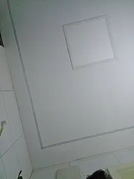 Snapshot of ktmtom247 chatting on 01-18-26, 04:16 ktmtom247 online show from 01-18-26, 04:16