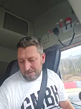 Snapshot of ktmtom247 chatting on 02-13-26, 09:05 ktmtom247 online show from 02-13-26, 09:05