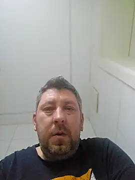 Snapshot of ktmtom247 chatting on 03-04-26, 03:56 ktmtom247 online show from 03-04-26, 03:56