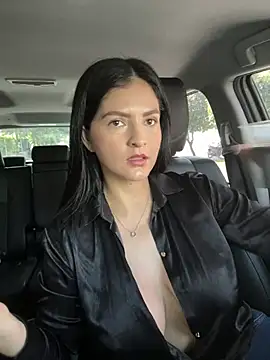 Carolina Novoa online show from 12-27-24, 02:22