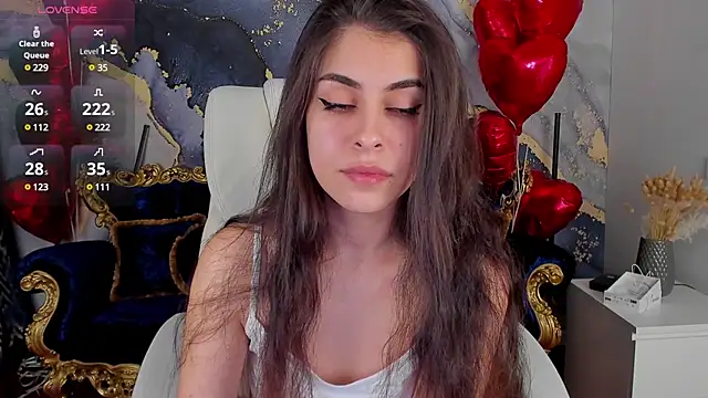 Snapshot of GoldBabyS chatting on 02-19-25, 05:27 GoldBabyS online show from 02-19-25, 05:27