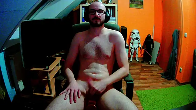 Snapshot of Unknown_Matteo chatting on 12-22-24, 03:22 Unknown Matteo online show from 12-22-24, 03:22