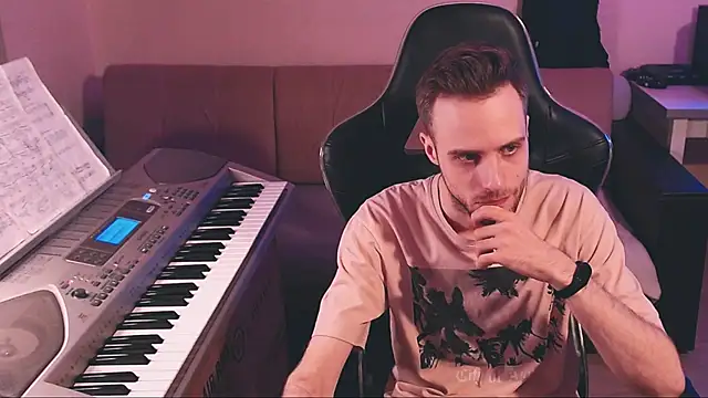 Sweetparker online show from 12-22-25, 09:12