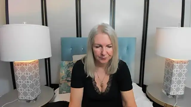 Snapshot of EricaTop chatting on 01-07-26, 08:22 EricaTop online show from 01-07-26, 08:22