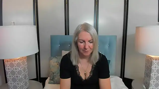 Snapshot of EricaTop chatting on 02-28-26, 06:14 EricaTop online show from 02-28-26, 06:14