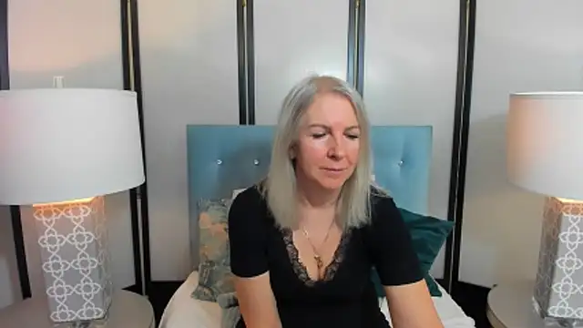 Snapshot of EricaTop chatting on 03-14-26, 05:57 EricaTop online show from 03-14-26, 05:57