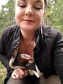 Snapshot of SwedishJennifer chatting on 03-12-25, 12:36 SwedishJennifer online show from 03-12-25, 12:36