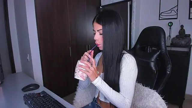 Lisegg  online show from 02-11-25, 11:32