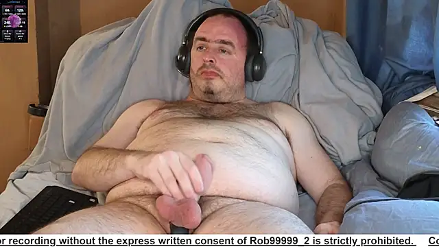 Snapshot of rob99999_2 chatting on 03-11-25, 10:53 rob99999 2 online show from 03-11-25, 10:53