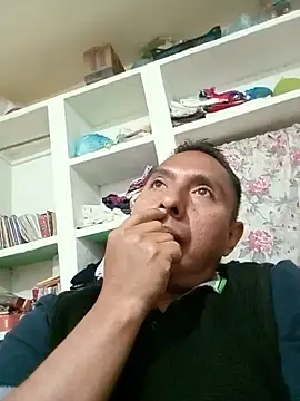 Snapshot of desnudo_Sexoxo chatting on 01-01-25, 03:23 desnudo Sexoxo online show from 01-01-25, 03:23