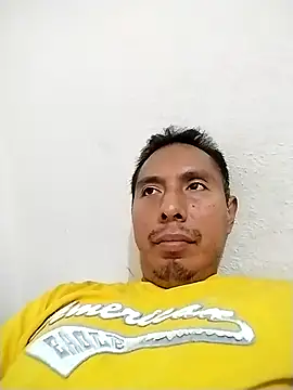 Snapshot of desnudo_Sexoxo chatting on 03-07-25, 02:25 desnudo Sexoxo online show from 03-07-25, 02:25