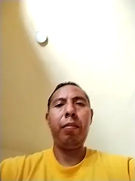 Snapshot of desnudo_Sexoxo chatting on 10-13-25, 04:29 desnudo Sexoxo online show from 10-13-25, 04:29