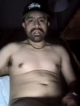 Snapshot of DRHUNGRX chatting on 12-19-24, 05:51 DRHUNGRX online show from 12-19-24, 05:51