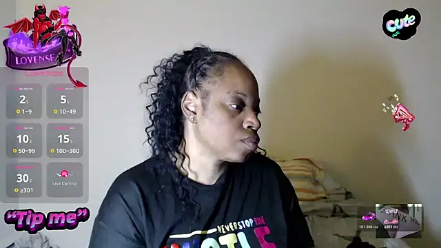 Sexymona1218 online show from 12-04-25, 11:24