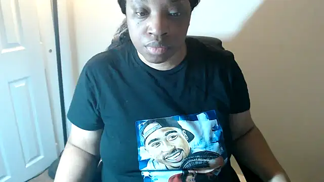 Sexymona1218 online show from 04-24-26, 08:28