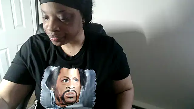 Sexymona1218 online show from 05-14-26, 09:32