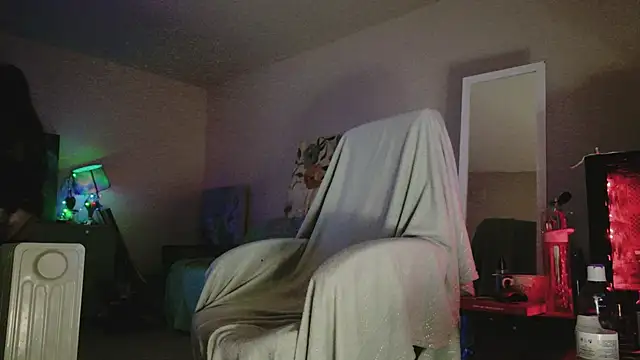 lara heaven online show from 03-29-26, 03:34