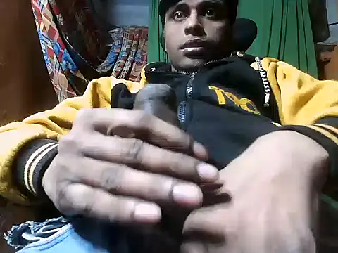 desiboy1101 online show from 12-07-24, 01:51