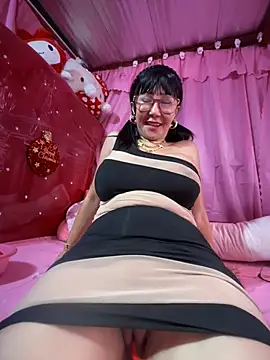 Snapshot of sweetieme chatting on 01-01-25, 03:45 sweetieme online show from 01-01-25, 03:45