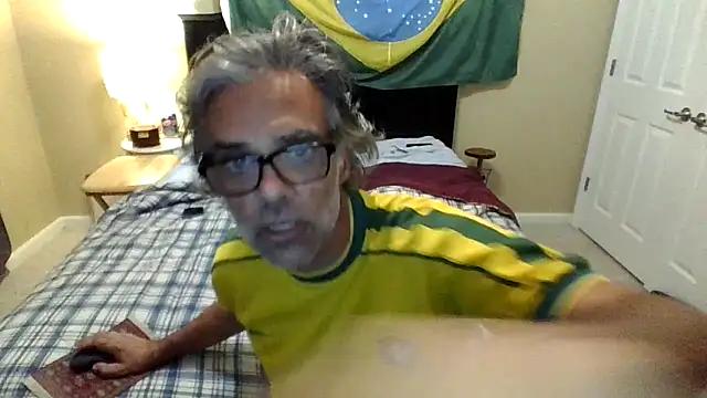 Snapshot of DoctorLoveJoy chatting on 06-20-26, 04:37 DoctorLoveJoy online show from 06-20-26, 04:37