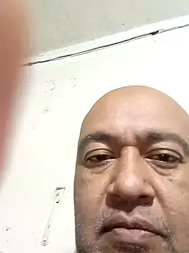 Snapshot of GeorgeVergaGrues chatting on 01-13-25, 06:38 GeorgeVergaGrues online show from 01-13-25, 06:38