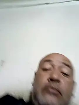Snapshot of GeorgeVergaGrues chatting on 02-10-25, 04:08 GeorgeVergaGrues online show from 02-10-25, 04:08