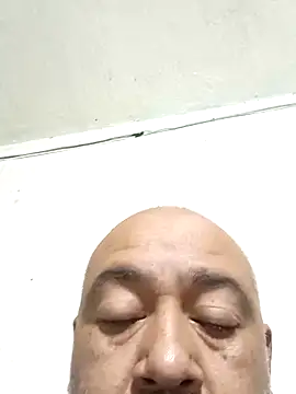 Snapshot of GeorgeVergaGrues chatting on 02-12-25, 03:07 GeorgeVergaGrues online show from 02-12-25, 03:07