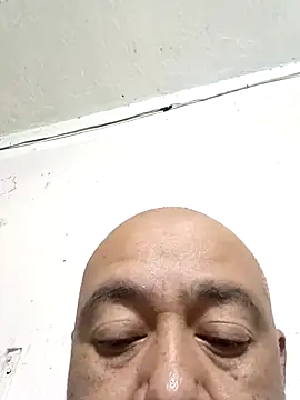 Snapshot of GeorgeVergaGrues chatting on 02-19-25, 03:06 GeorgeVergaGrues online show from 02-19-25, 03:06