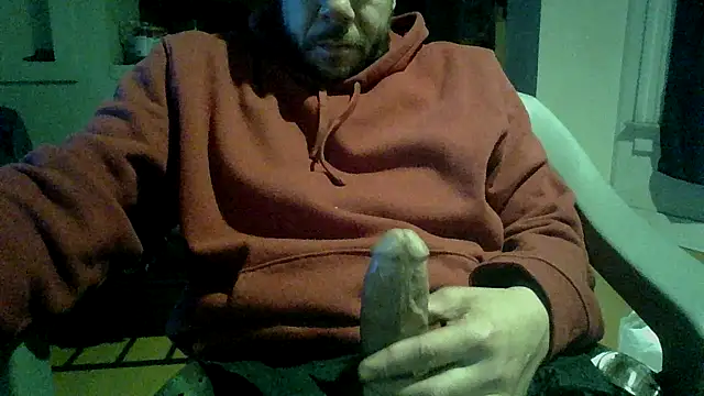 Snapshot of loozamangos chatting on 12-15-25, 01:43 loozamangos online show from 12-15-25, 01:43