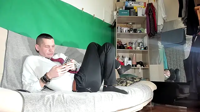 viraglaci18xh online show from 03-03-26, 04:02