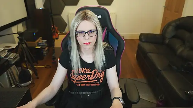 Snapshot of KelseyCobalt chatting on 01-28-25, 07:53 KelseyCobalt online show from 01-28-25, 07:53