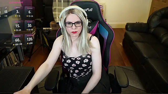 Snapshot of KelseyCobalt chatting on 02-04-26, 08:14 KelseyCobalt online show from 02-04-26, 08:14