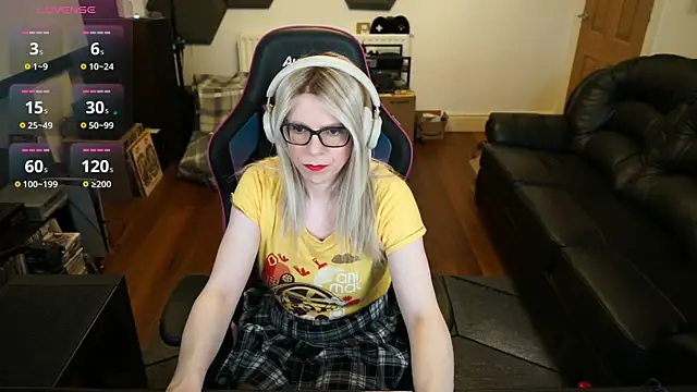 KelseyCobalt online show from 05-18-26, 07:52