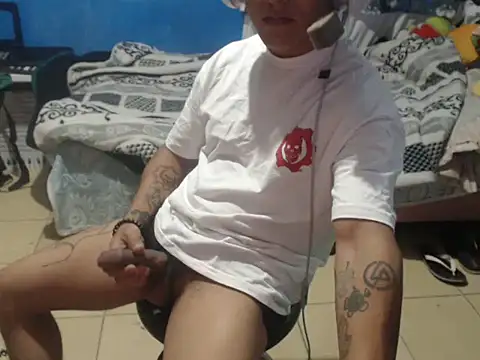 Snapshot of ElliotVqz182 chatting on 04-03-26, 12:36 ElliotVqz182 online show from 04-03-26, 12:36