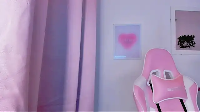 Snapshot of dulce_doll1 chatting on 02-05-25, 12:10 dulce doll1 online show from 02-05-25, 12:10