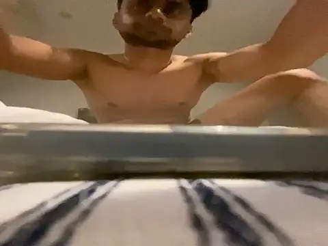 Snapshot of Popps39 chatting on 11-17-25, 08:58 Popps39 online show from 11-17-25, 08:58