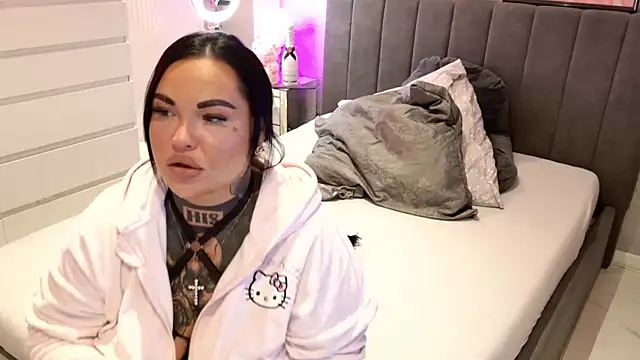  MelinaCurves  online show from 03-15-25, 10:55