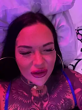  MelinaCurves  online show from 09-30-25, 08:47