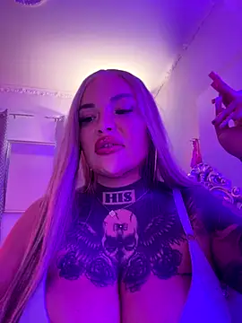  MelinaCurves  online show from 10-01-25, 08:37