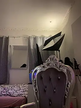  MelinaCurves  online show from 10-13-25, 09:37