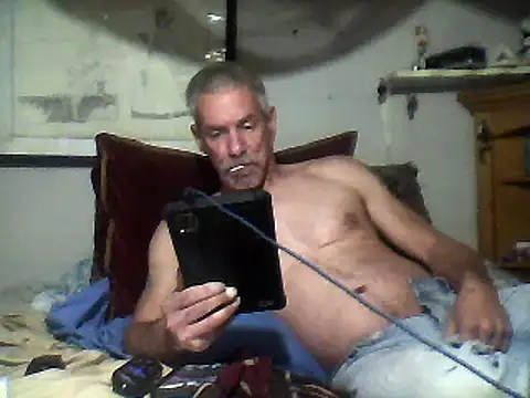 Snapshot of Biknight chatting on 01-20-25, 11:10 Biknight online show from 01-20-25, 11:10